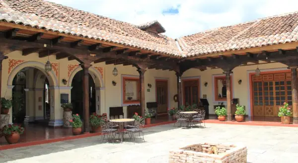 mx-surp-02-Hotel-Diego-de-Mazariegos