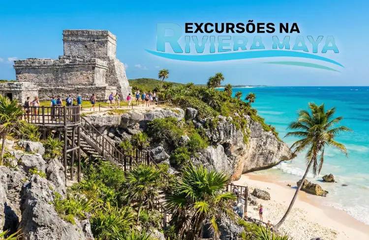 Ruínas Maias de Tulum sobre uma falésia com vista para o mar azul-turquesa e palmeiras na Riviera Maya, México
